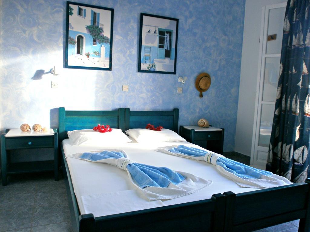 Villa Anna Maria Alikí Habitación foto