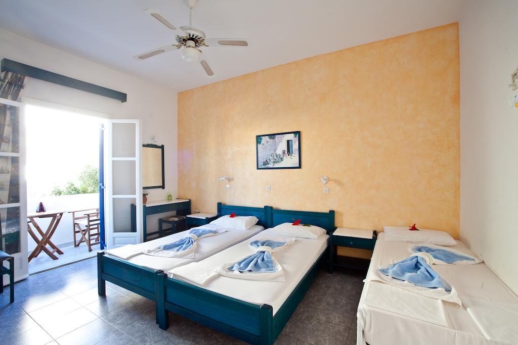 Villa Anna Maria Alikí Habitación foto